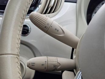 FIAT 500 1.2 Lounge Hatchback 3dr Petrol Dualogic Euro 6 (s/s) (69 bhp)