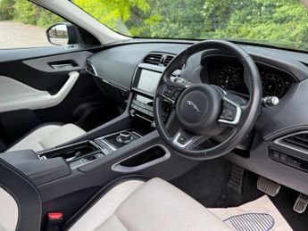 JAGUAR F-PACE 2.0 P300 R-Sport SUV 5dr Petrol Auto AWD Euro 6 (s/s) (300 ps)