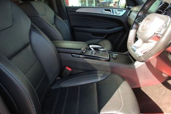 MERCEDES-BENZ GLE 2.1 GLE250d AMG Night Edition (Premium Plus) SUV 5dr Diesel G-Tr
