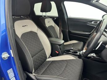 KIA CEED 1.6 CRDi MHEV GT-Line Hatchback 5dr Diesel Hybrid DCT Euro 6 (s/
