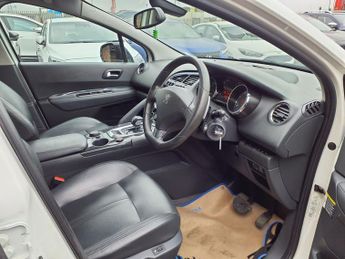 PEUGEOT 3008 2.0 h e-HDi SUV 5dr Diesel Hybrid EGC 4WD Euro 5 (s/s) (200 ps)