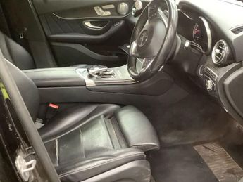 MERCEDES-BENZ GLC 2.1 GLC250d AMG Line (Premium Plus) SUV 5dr Diesel G-Tronic 4MAT