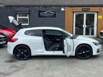 VOLKSWAGEN SCIROCCO 2.0 TDI BlueMotion Tech R-Line Black Edition Hatchback 3dr Diese
