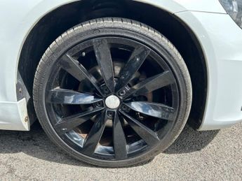 VOLKSWAGEN SCIROCCO 2.0 TDI BlueMotion Tech R-Line Black Edition Hatchback 3dr Diese