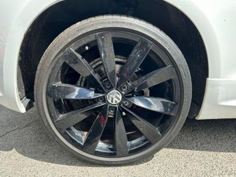 VOLKSWAGEN SCIROCCO 2.0 TDI BlueMotion Tech R-Line Black Edition Hatchback 3dr Diese