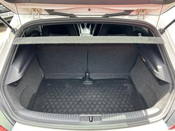 VOLKSWAGEN SCIROCCO 2.0 TDI BlueMotion Tech R-Line Black Edition Hatchback 3dr Diese