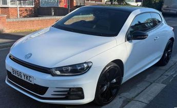 VOLKSWAGEN SCIROCCO 2.0 TDI BlueMotion Tech R-Line Black Edition Hatchback 3dr Diese