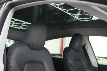 TESLA MODEL Y (Dual Motor) Long Range SUV 5dr Electric Auto 4WDE (384 bhp)