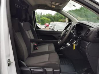 PEUGEOT EXPERT 1.5 BlueHDi 1000 Professional Premium + Standard Panel Van 6dr D