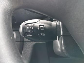 PEUGEOT EXPERT 1.5 BlueHDi 1000 Professional Premium + Standard Panel Van 6dr D
