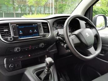 PEUGEOT EXPERT 1.5 BlueHDi 1000 Professional Premium + Standard Panel Van 6dr D