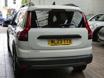 DACIA JOGGER 1.0 TCe Extreme SE MPV 5dr Petrol Manual Euro 6 (s/s) (110 ps)