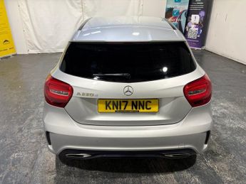 MERCEDES-BENZ A-CLASS 2.1 A220d AMG Line (Executive) Hatchback 5dr Diesel 7G-DCT Euro 