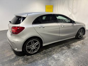 MERCEDES-BENZ A-CLASS 2.1 A220d AMG Line (Executive) Hatchback 5dr Diesel 7G-DCT Euro 