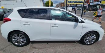 TOYOTA AURIS AUTOMATIC 1.8 VVT-h Excel Hatchback 5dr Petrol Hybrid CVT Euro 5