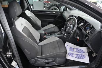 VOLKSWAGEN GOLF 2.0 TSI BlueMotion Tech R Hatchback 3dr Petrol DSG 4Motion Euro 