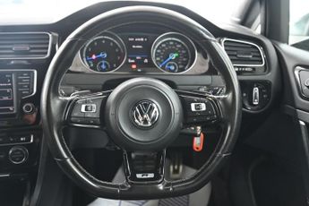 VOLKSWAGEN GOLF 2.0 TSI BlueMotion Tech R Hatchback 3dr Petrol DSG 4Motion Euro 