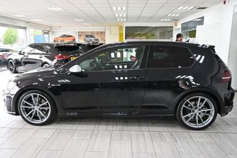 VOLKSWAGEN GOLF 2.0 TSI BlueMotion Tech R Hatchback 3dr Petrol DSG 4Motion Euro 