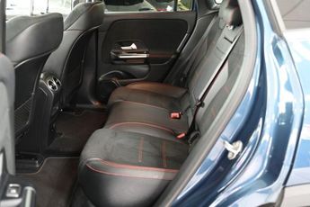 MERCEDES-BENZ EQA EQA 250 66.5kWh AMG Line SUV 5dr Electric Auto (190 ps)