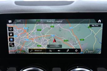 MERCEDES-BENZ EQA EQA 250 66.5kWh AMG Line SUV 5dr Electric Auto (190 ps)