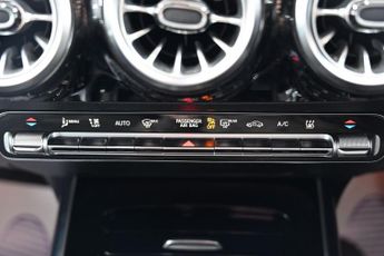 MERCEDES-BENZ EQA EQA 250 66.5kWh AMG Line SUV 5dr Electric Auto (190 ps)