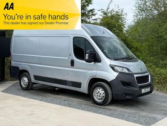 Peugeot Boxer 2.0 BlueHDi 335 Professional Panel Van 5dr Diesel Manual L2 H2 E