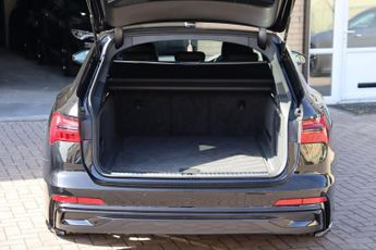 AUDI A6 AVANT 2.0 TFSI 40 BLACK EDITION
