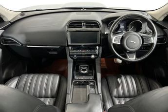 JAGUAR F-PACE 2.0 D180 Portfolio SUV 5dr Diesel Auto AWD Euro 6 (s/s) (180 ps)