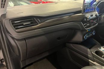 FORD KUGA 2.5 Duratec 14.4kWh Vignale SUV 5dr Petrol Plug-in Hybrid CVT Eu