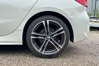 BMW 1 SERIES 1.5 118i M Sport (LCP) Hatchback 5dr Petrol DCT Euro 6 (s/s) (13