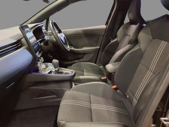 RENAULT CLIO 1.6 E-TECH E-Tech engineered Hatchback 5dr Petrol Hybrid Auto Eu