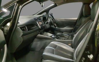 NISSAN LEAF 59kWh e+ Tekna Hatchback 5dr Electric Auto (217 ps)