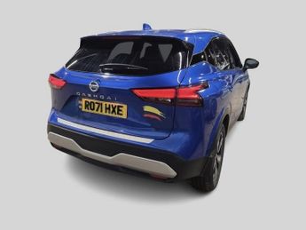NISSAN QASHQAI 1.3 DIG-T MHEV Premiere Edition SUV 5dr Petrol Hybrid Manual Eur