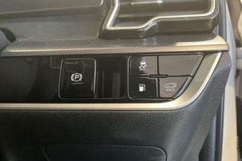 KIA SPORTAGE 1.6 T-GDi 13.8kWh GT-Line S SUV 5dr Petrol Plug-in Hybrid Auto A