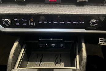 KIA SPORTAGE 1.6 T-GDi 13.8kWh GT-Line S SUV 5dr Petrol Plug-in Hybrid Auto A