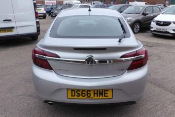 VAUXHALL INSIGNIA 2.0 CDTi ecoFLEX Tech Line Hatchback 5dr Diesel Manual Euro 6 (s