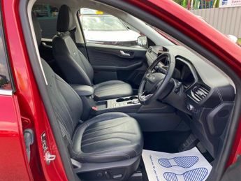 FORD KUGA 2.5 Duratec 14.4kWh Vignale SUV 5dr Petrol Plug-in Hybrid CVT Eu