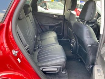 FORD KUGA 2.5 Duratec 14.4kWh Vignale SUV 5dr Petrol Plug-in Hybrid CVT Eu
