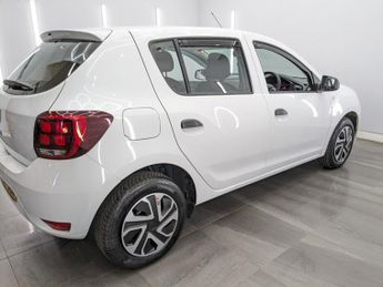 DACIA SANDERO 1.0 SCe Ambiance Hatchback 5dr Petrol Manual Euro 6 (75 ps)