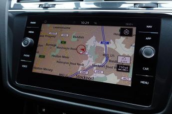 VOLKSWAGEN TIGUAN 2.0 TDI Match SUV 5dr Diesel DSG Euro 6 (s/s) (150 ps)