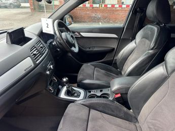 AUDI Q3 2.0 TDI S line Plus SUV 5dr Diesel S Tronic quattro Euro 5 (s/s)
