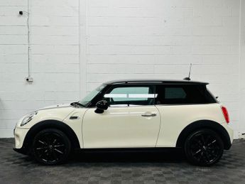 MINI HATCH 1.5 Cooper Hatchback 3dr Petrol Auto Euro 6 (s/s) (136 ps)