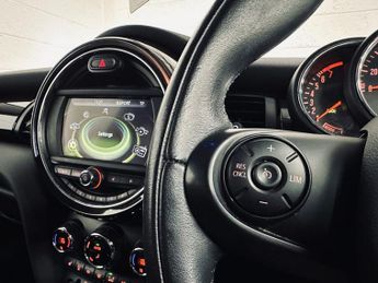 MINI HATCH 1.5 Cooper Hatchback 3dr Petrol Auto Euro 6 (s/s) (136 ps)