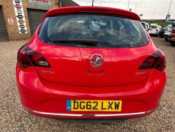 VAUXHALL ASTRA 1.7 CDTi SRi Hatchback 5dr Diesel Manual Euro 5 (130 ps)