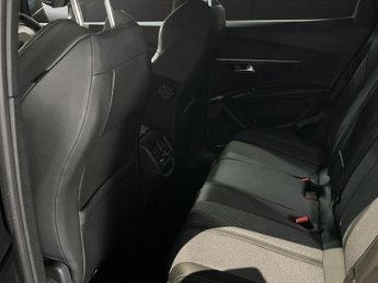 PEUGEOT 3008 1.2 PureTech Allure SUV 5dr Petrol EAT Euro 6 (s/s) (130 ps)