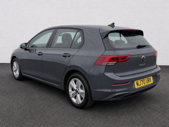 VOLKSWAGEN GOLF 1.5 eTSI MHEV Life Hatchback 5dr Petrol Hybrid DSG Euro 6 (s/s) 