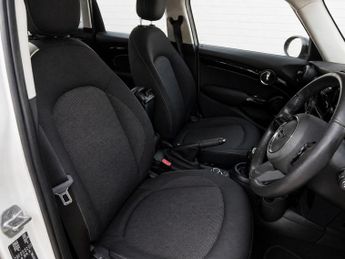 MINI HATCH 1.5 Cooper Classic Hatchback 5dr Petrol Steptronic Euro 6 (s/s) 