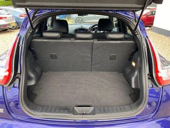 NISSAN JUKE 1.6 N-Connecta SUV 5dr Petrol XTRON Euro 6 (117 ps)