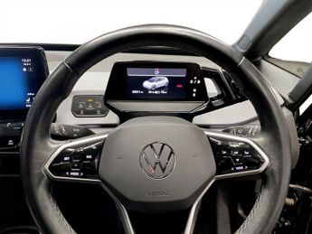 VOLKSWAGEN ID.3 Pro Performance 58kWh Family Hatchback 5dr Electric Auto (204 ps