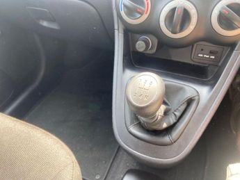 HYUNDAI I10 1.2 Classic Hatchback 5dr Petrol Manual Euro 5 (85 bhp)